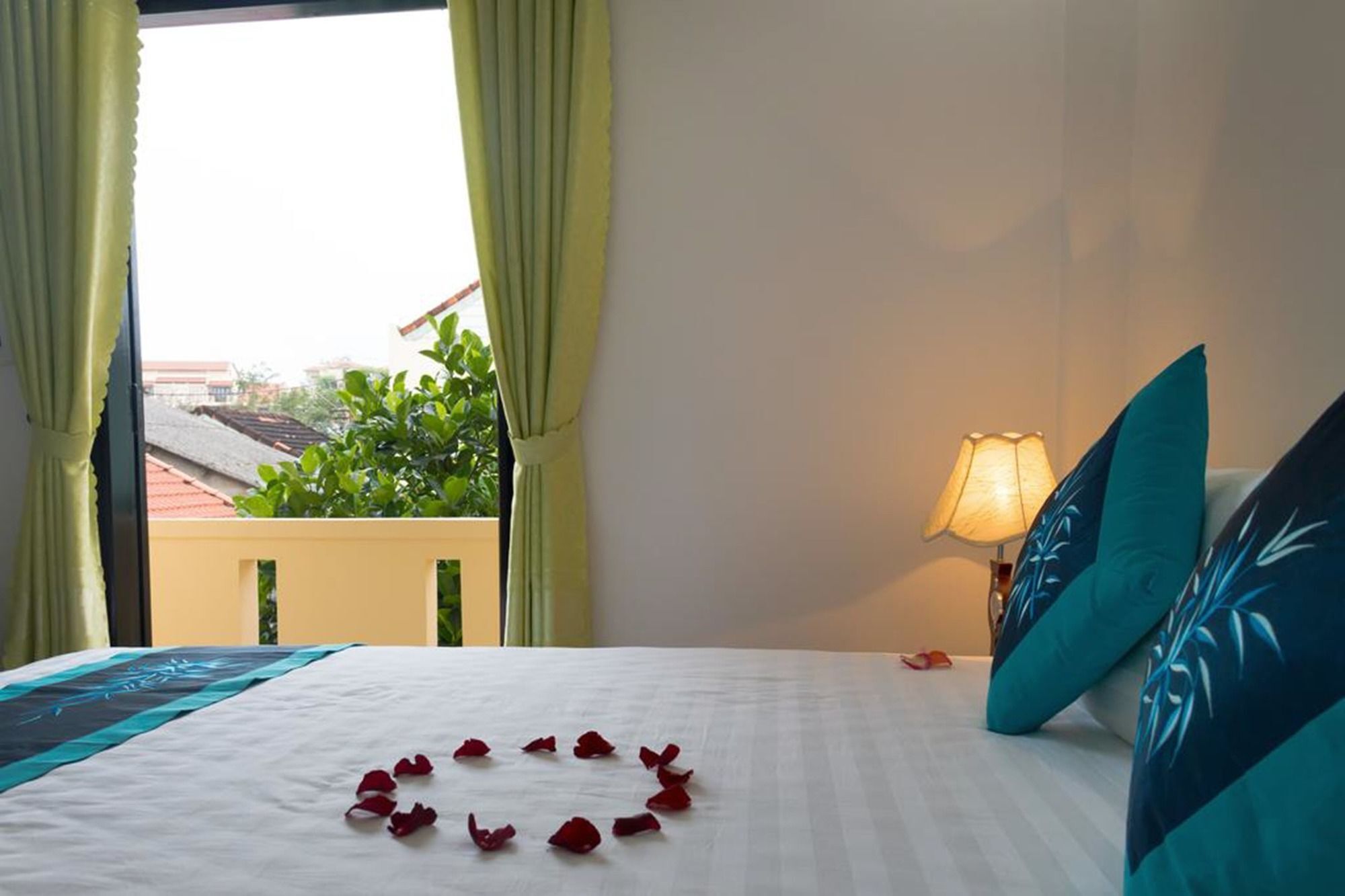Sunshine Homestay Hoi An Exteriör bild